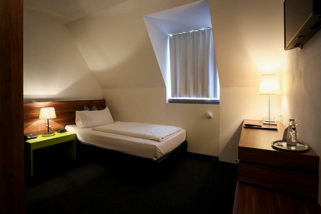 Hotel Schempp Bobingen  Zewnętrze zdjęcie