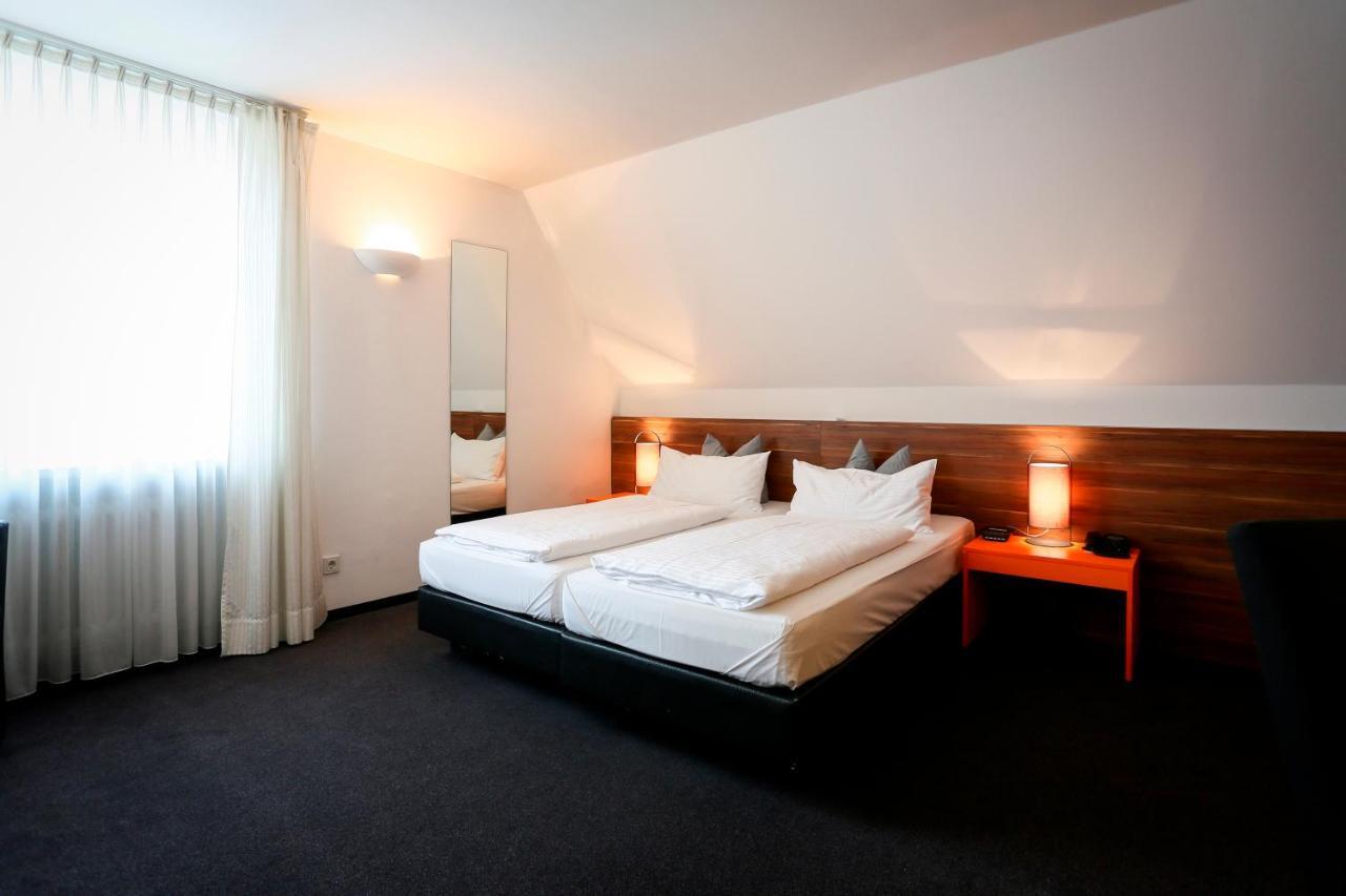 Hotel Schempp Bobingen  Zewnętrze zdjęcie