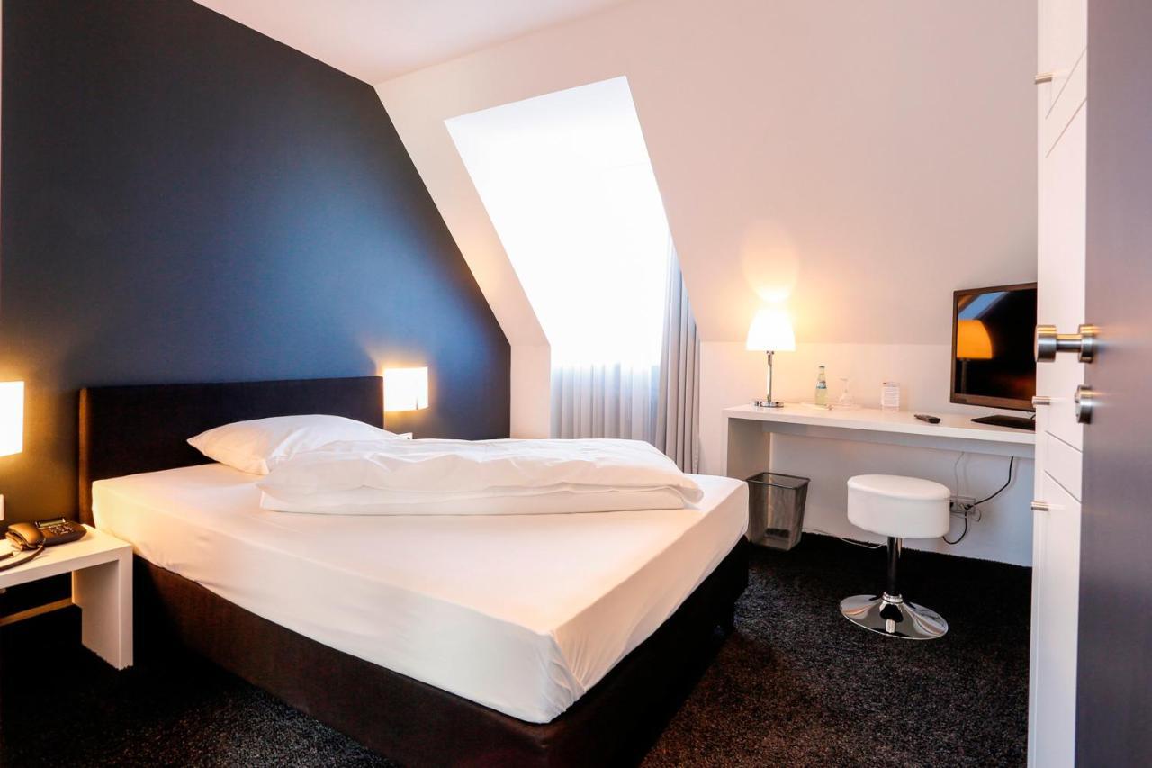 Hotel Schempp Bobingen  Zewnętrze zdjęcie